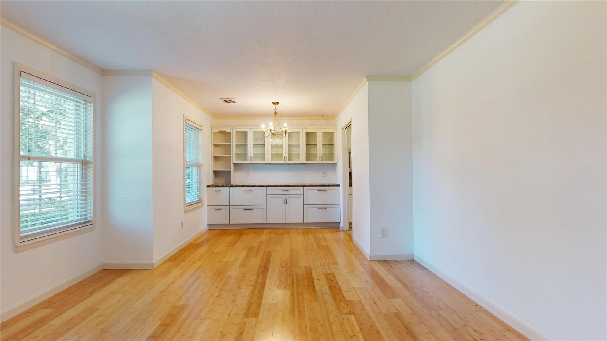 1915 Ashford Hollow Lane