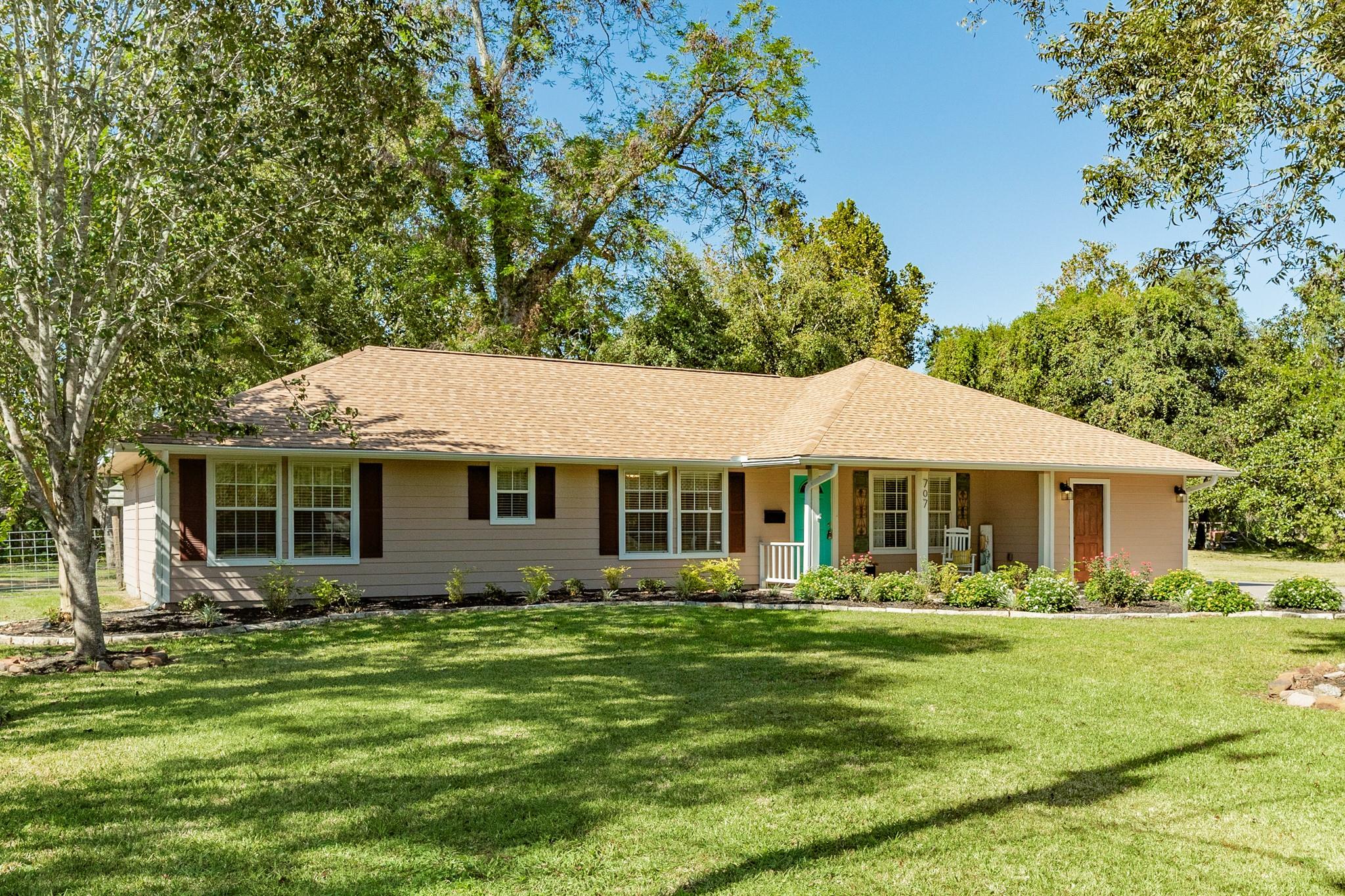 707 Old Ocean Avenue