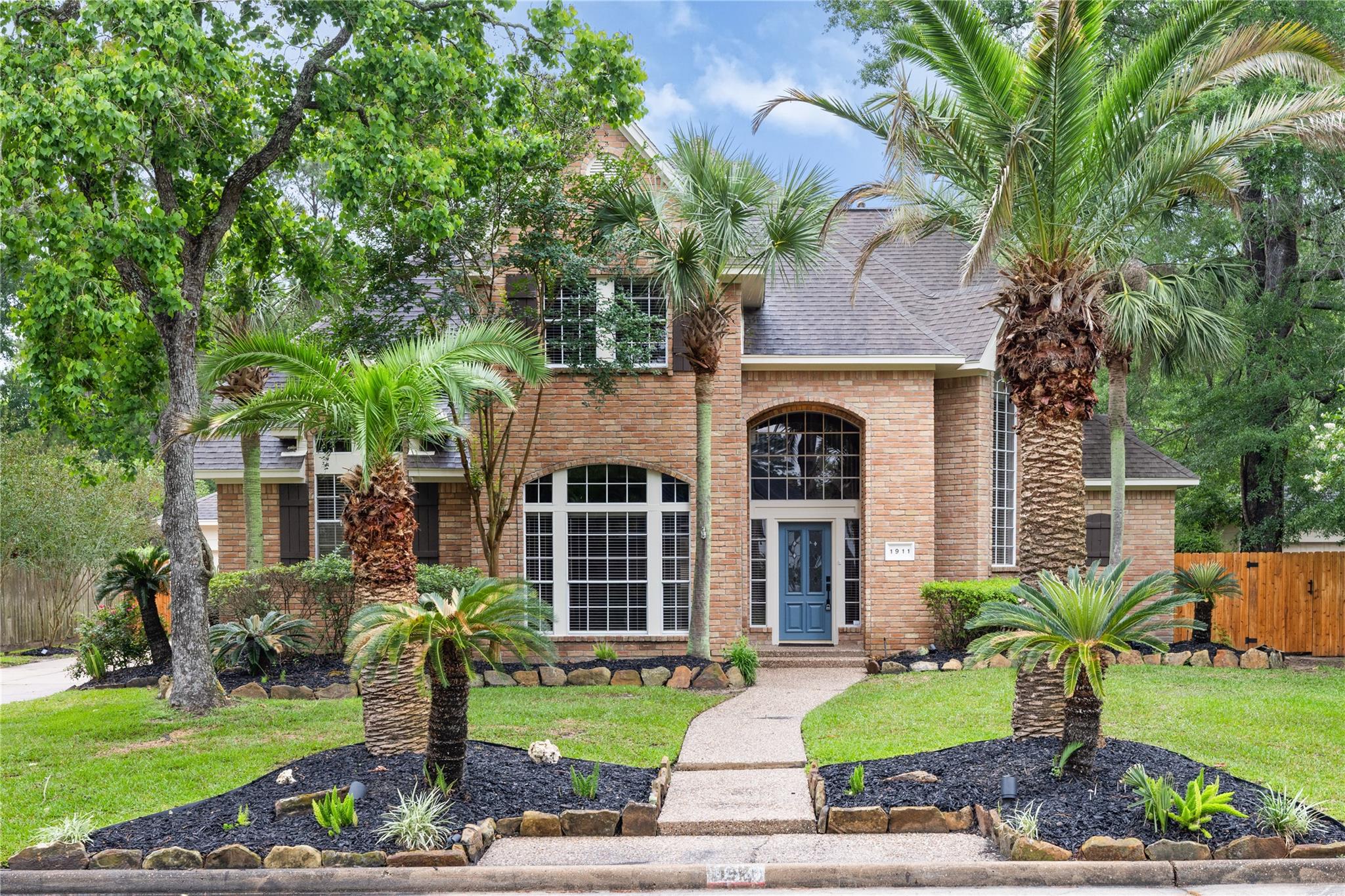 1911 Tawny Oaks Drive