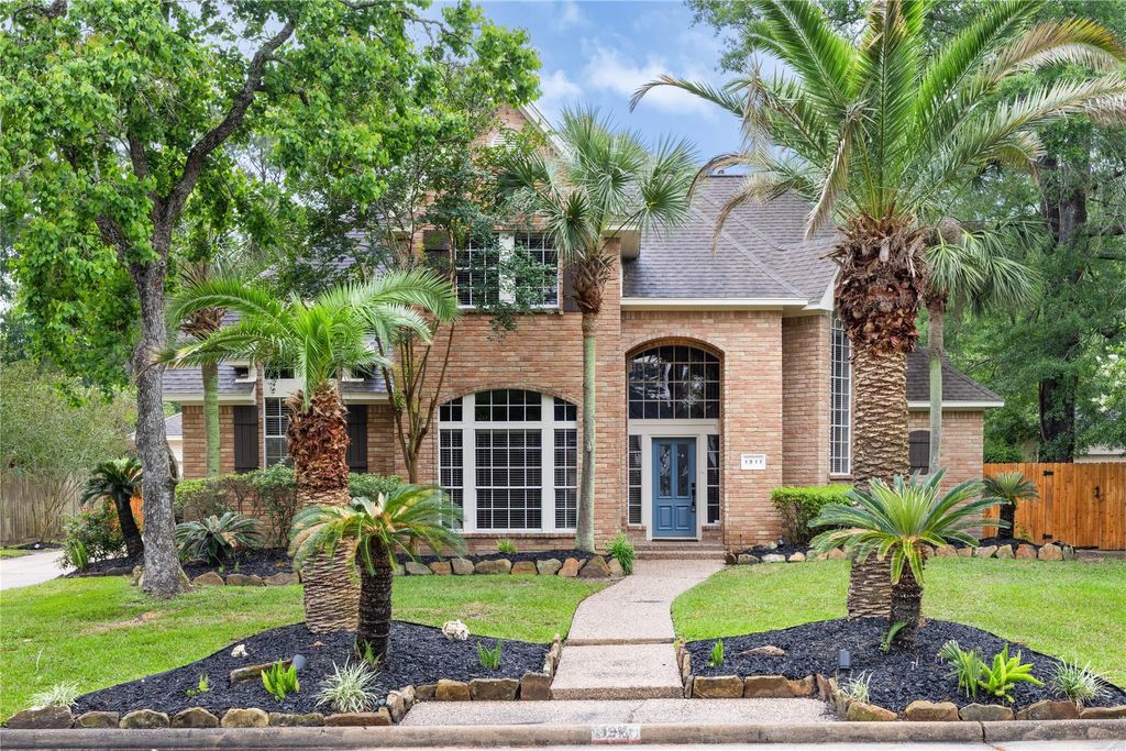 Photo of 1911 Tawny Oaks Drive, Kingwood, TX 77345 (MLS # 95839755)