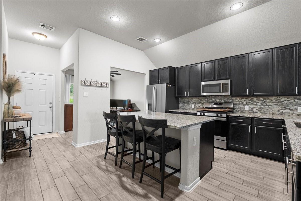 2207 Islawild Way