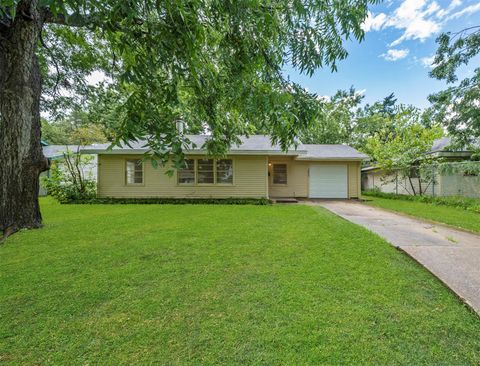 Photo of 3025 Vance Avenue, Texas City, TX 77590 (MLS # 34098079)