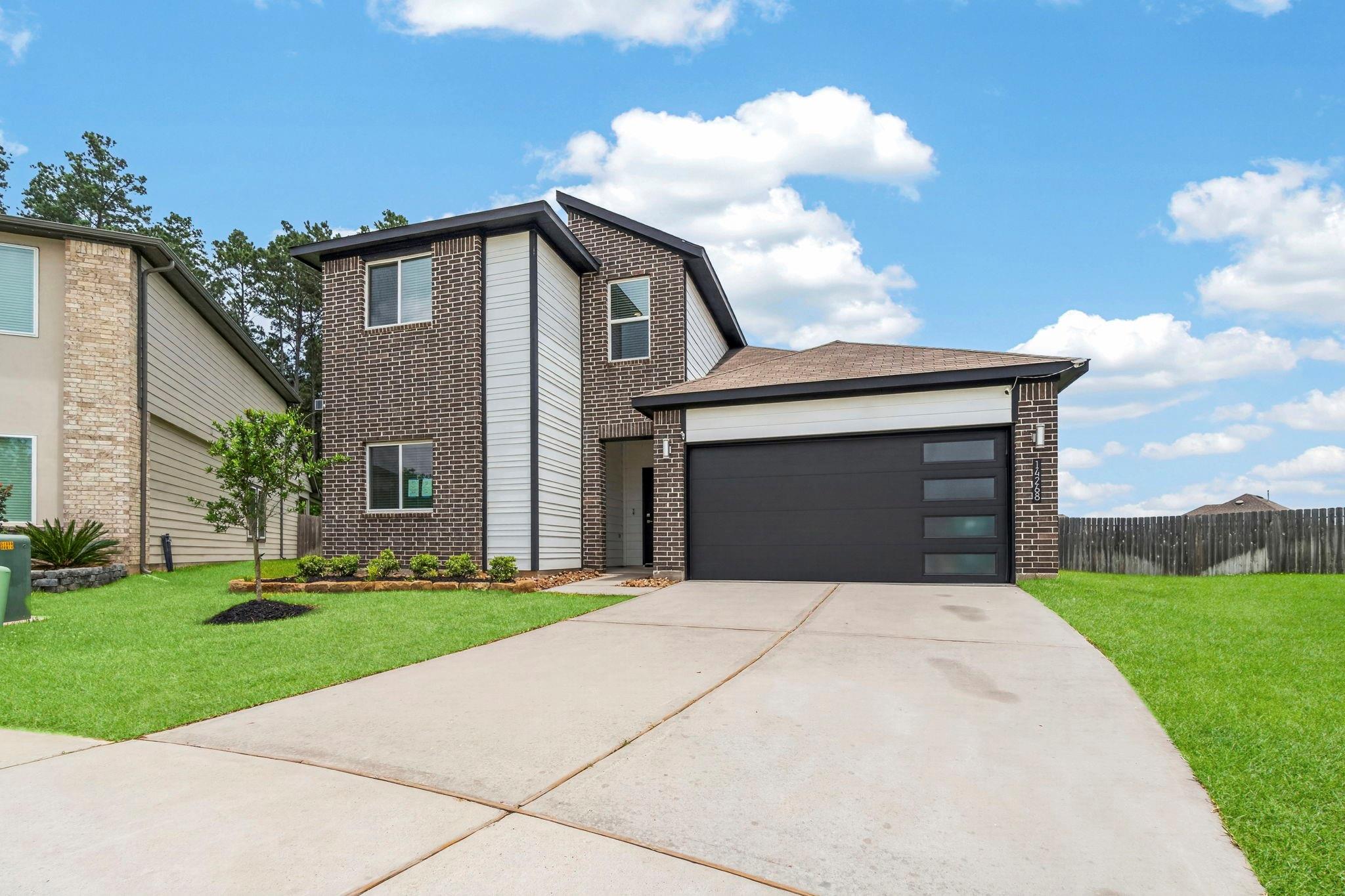 14268 Black Canyon Lane
