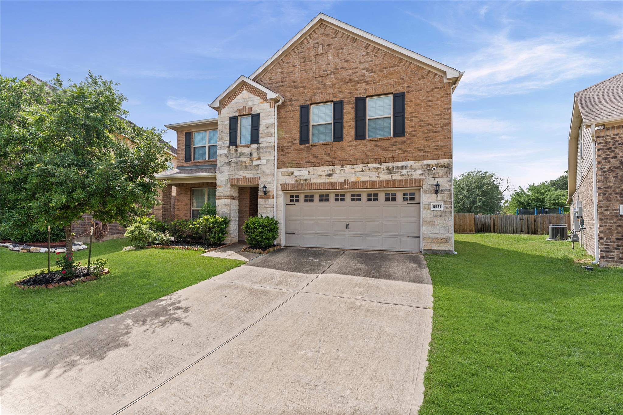 15723 Huddleston Drive Drive