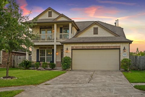 Photo of 13230 Dover Bluff Drive, Rosharon, TX 77583 (MLS # 42128023)