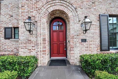 Photo of 15 Southside Circle, Houston, TX 77025 (MLS # 42144959)