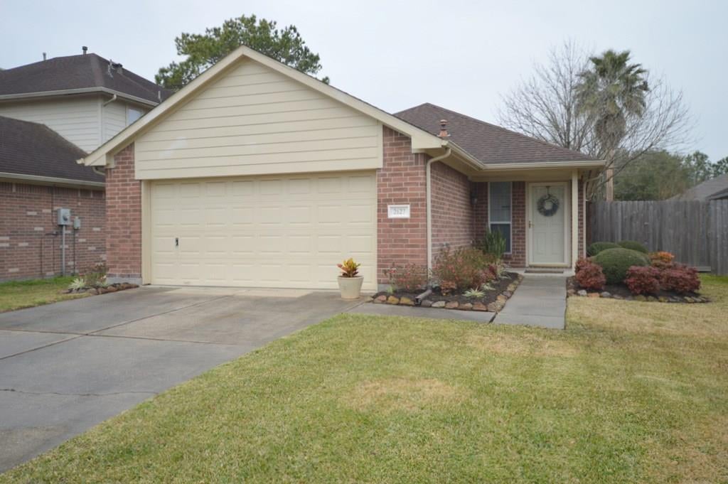 Photo of 2627 Spring Dusk Lane, Spring, TX 77373 (MLS # 54354268)
