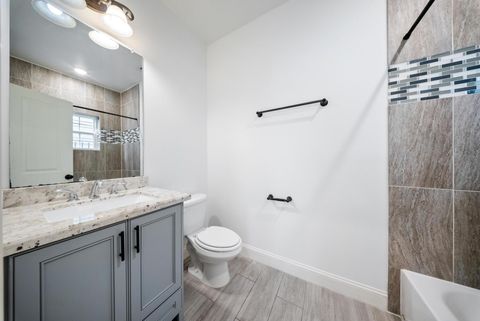 Tiny photo for 4004 Weslow Street, Houston, TX 77087 (MLS # 70895472)