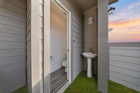 Tiny photo for 4004 Weslow Street, Houston, TX 77087 (MLS # 70895472)