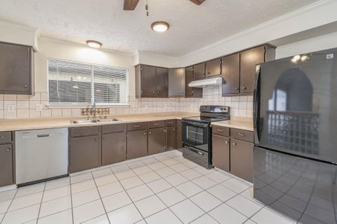 Photo of 16126 New Field Drive, Houston, TX 77082 (MLS # 89313524)