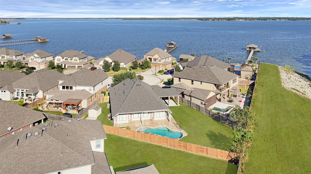 Photo of 15407 Jewel Lake Lane, Houston, TX 77044 (MLS # 59033442)