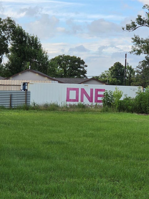 Vacant Land For Sale - 8321 Dockal Road<br/> Houston, TX 77028