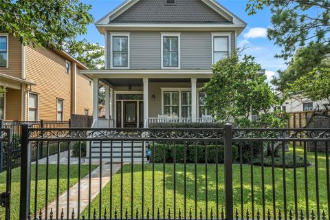 Photo of 1342 Allston Street, Houston, TX 77008 (MLS # 82188973)