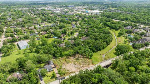 1405 Greenbriar Drive Friendswood TX 77546