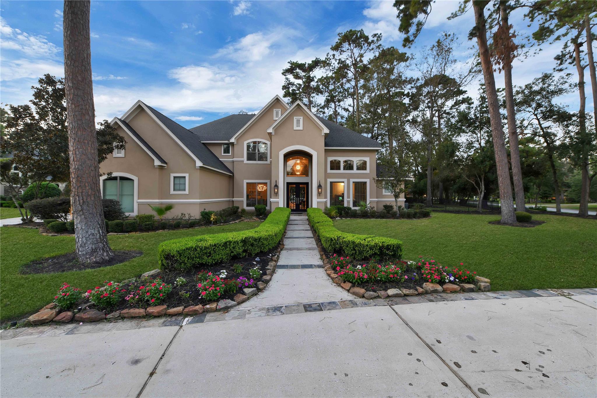 7611 Kings River Lane