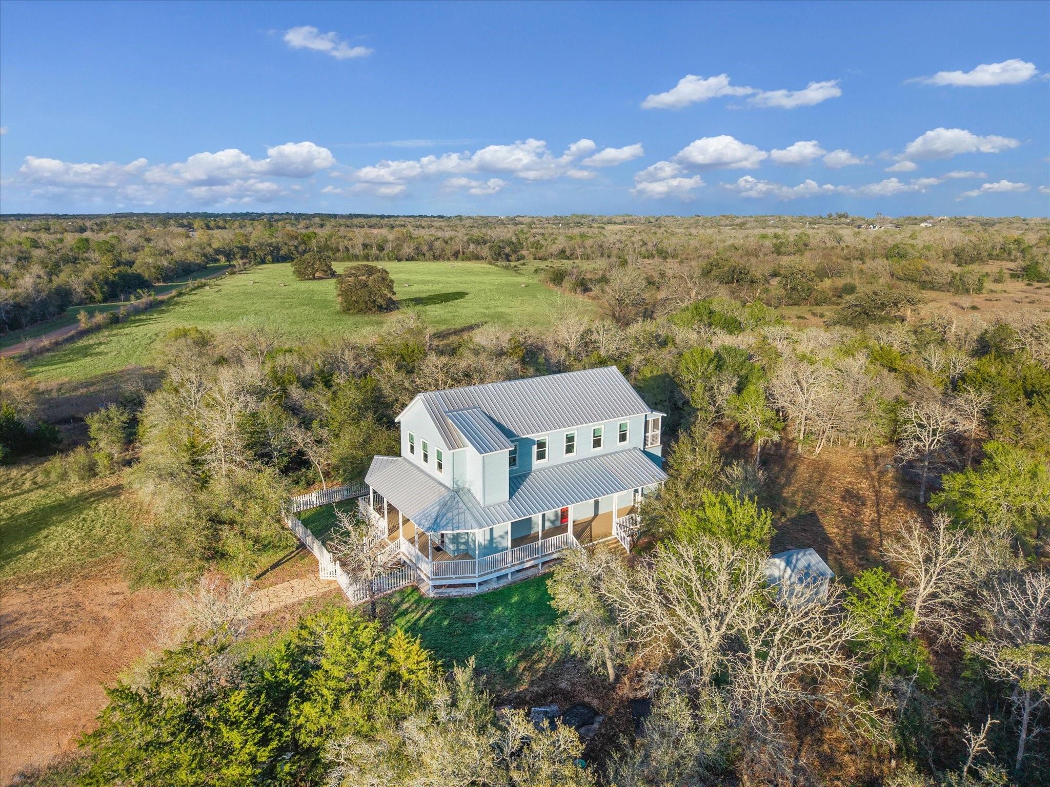 895 S Weyand Road