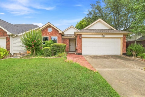 Photo of 7723 Valera Lane, Houston, TX 77083 (MLS # 80311434)