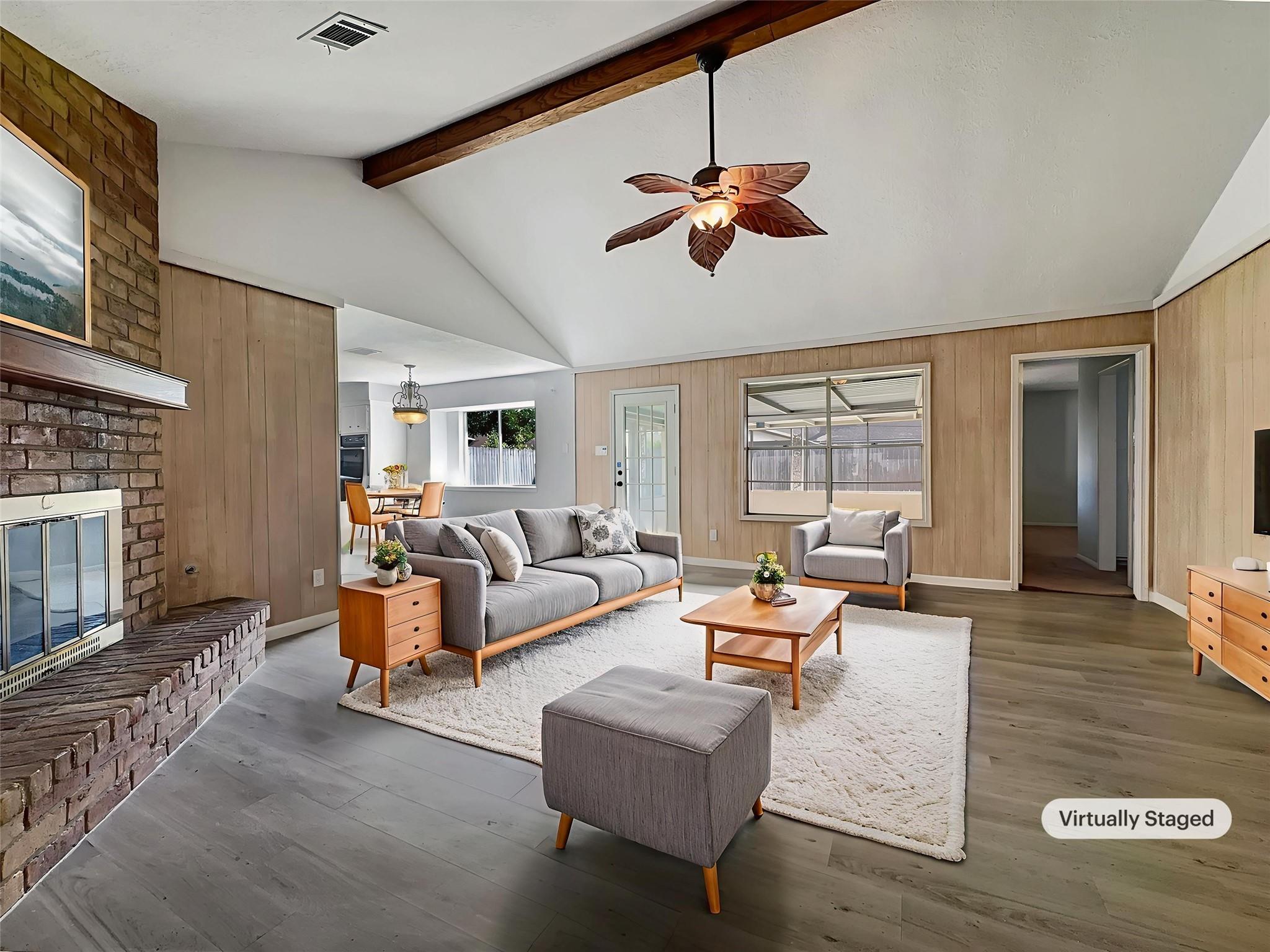 3201 Brookhollow Drive