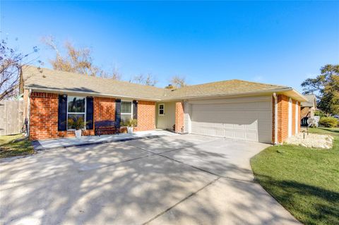 Photo of 16330 Royal Mile Ln, Houston, TX 77084 (MLS # 60972633)