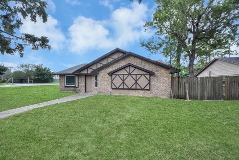 Photo of 18703 Shay Lane, Humble, TX 77346 (MLS # 31603873)