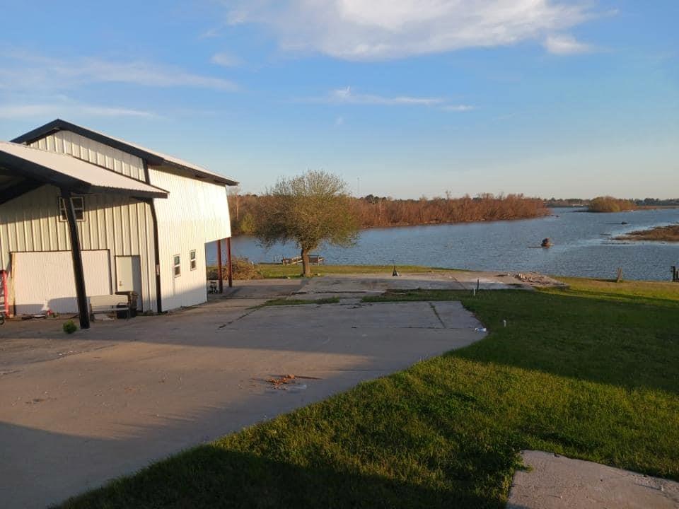 512 Laurel Cove W