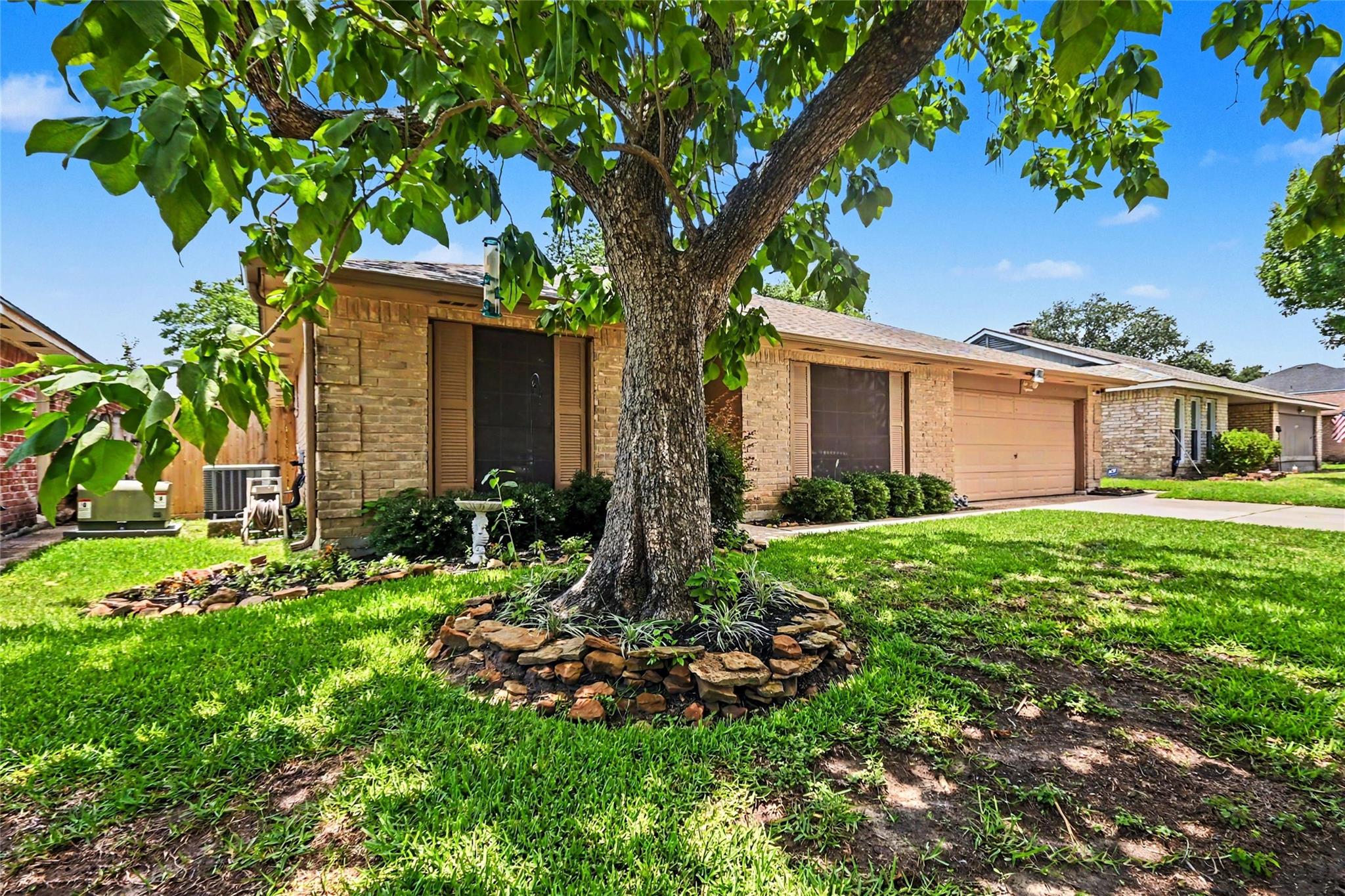 8518 Ashwyne Lane