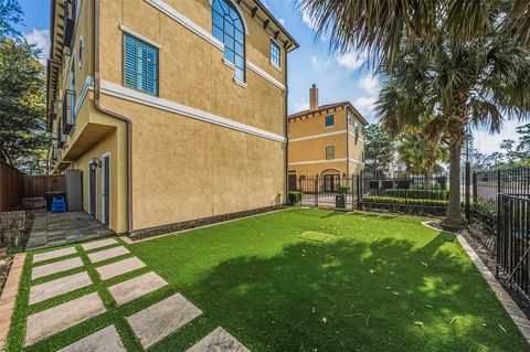 Photo of 1302 Antoine Drive #A, Houston, TX 77055 (MLS # 12383484)