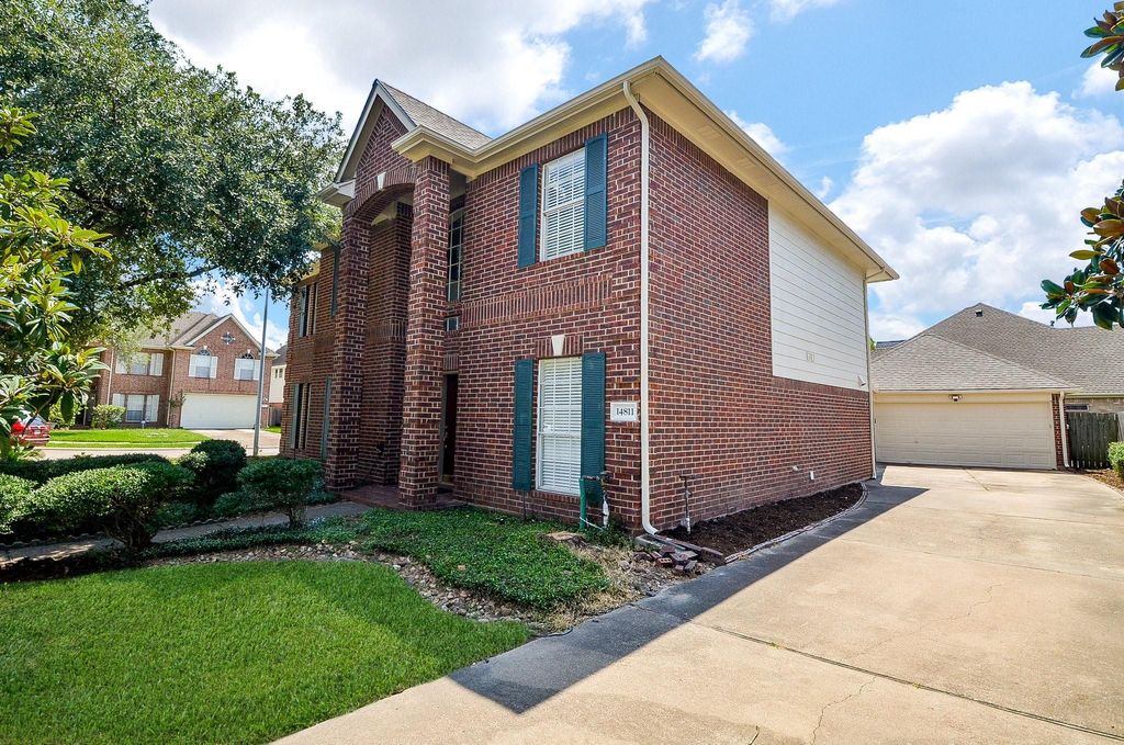 Photo of 14811 Winterfair Drive, Houston, TX 77082 (MLS # 18629925)