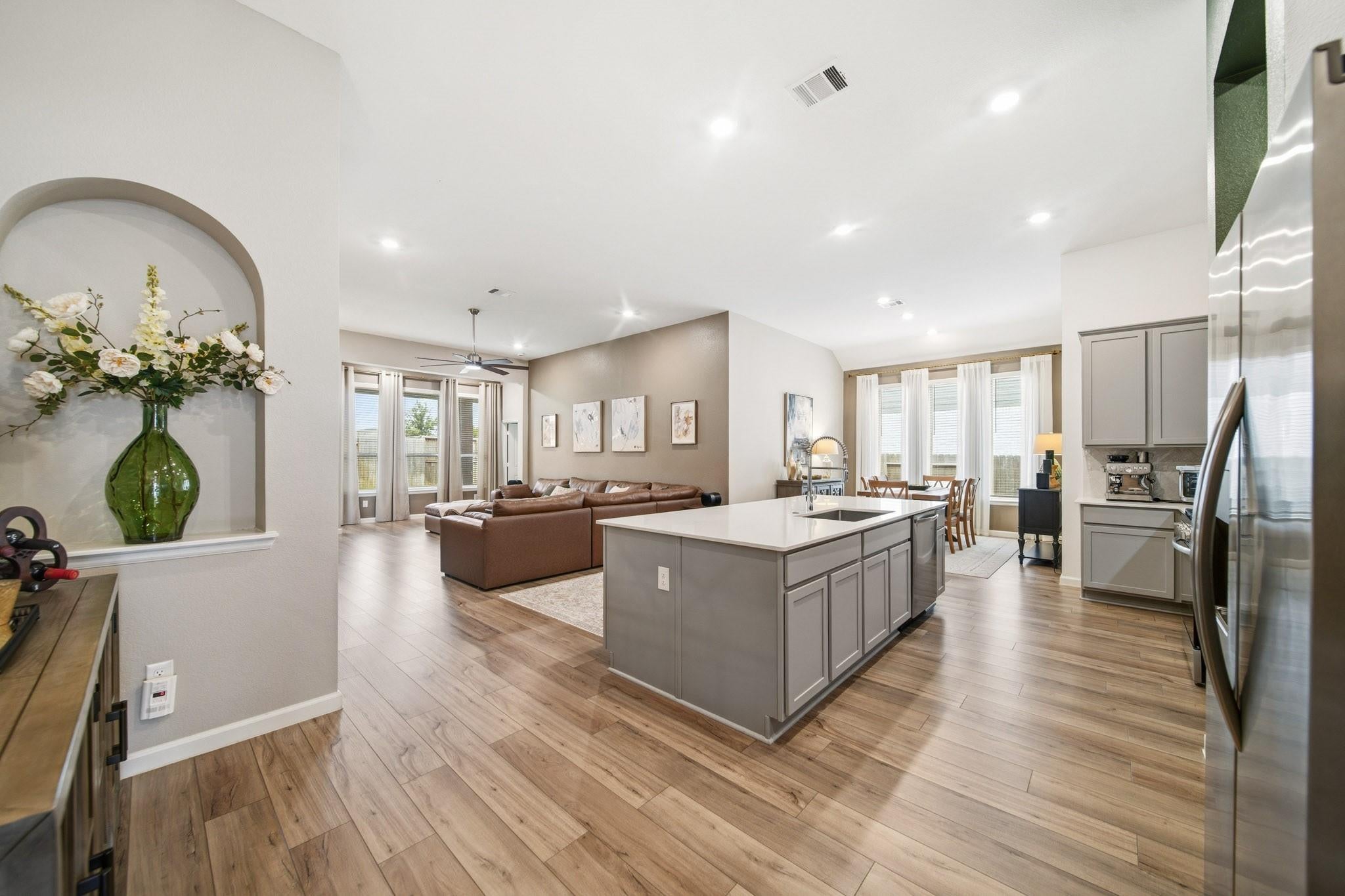 3715 Meadow Breeze Lane