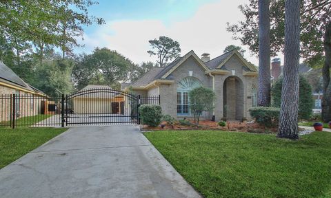 Apartment For Sale - 20206 Treetop Lane<br/> Spring, TX 77388