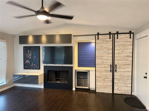 Tiny photo for 5001 Lamonte Lane #105, Houston, TX 77092 (MLS # 32390079)