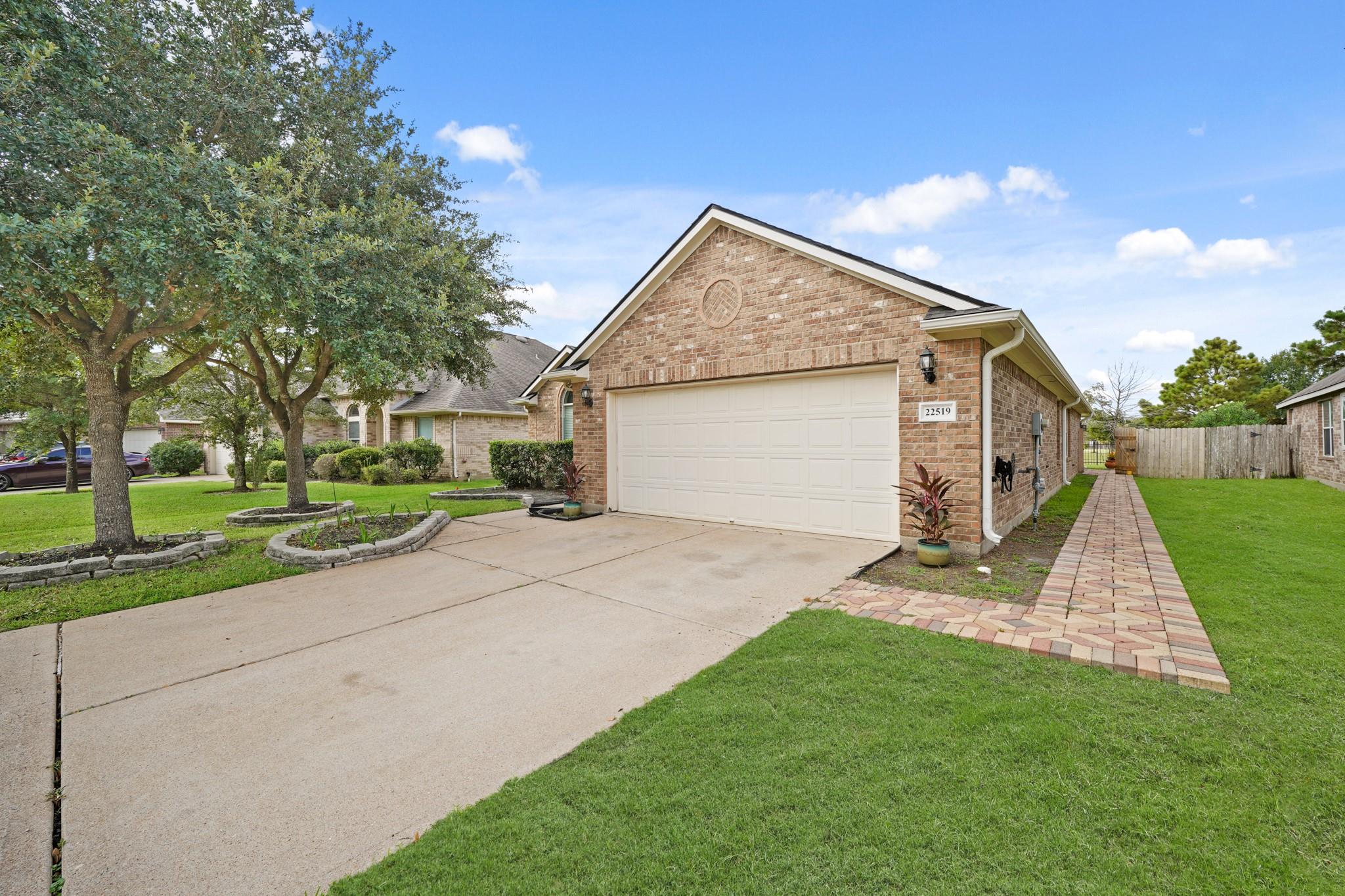 22519 Holbrook Springs Court