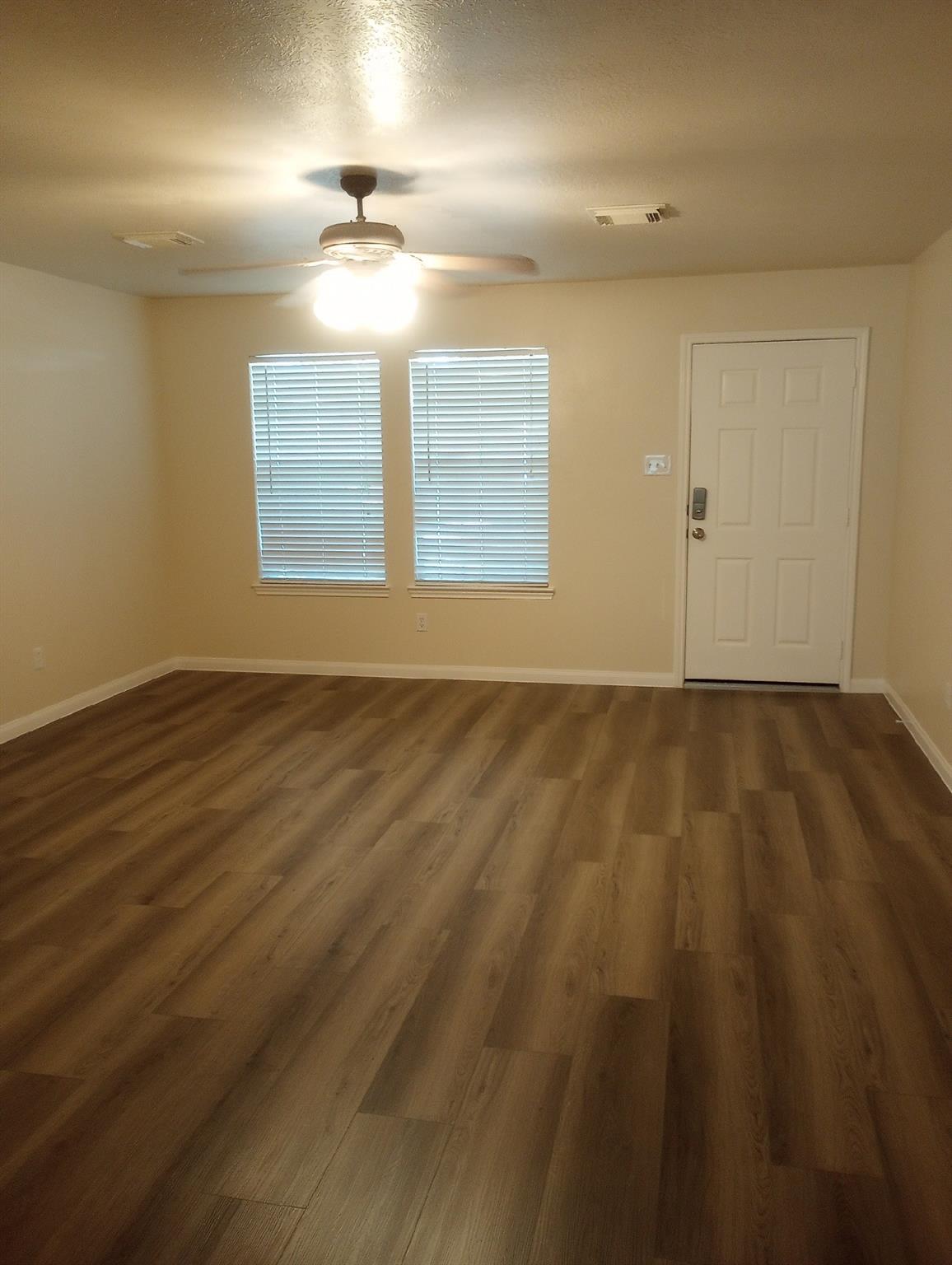 6526 Dogwood Park Lane