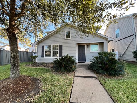 Photo of 11711 Chanteloup Drive, Houston, TX 77047 (MLS # 9307036)