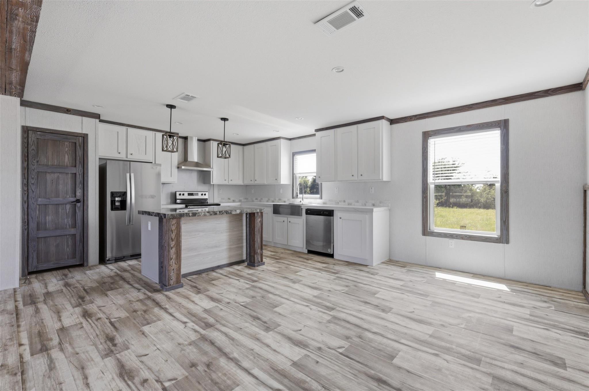 13169 County Road 164