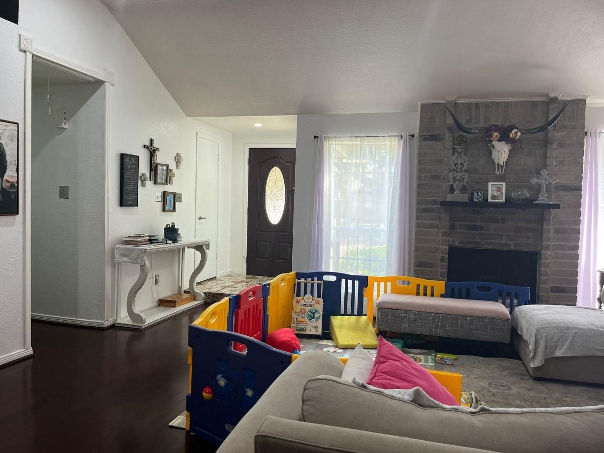 Houston, Texas 77084, United States, 3 Bedrooms Bedrooms, ,2 BathroomsBathrooms,Residential,Active,230973