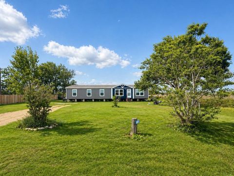 Photo of 402 Lisa Mae Road, Bellville, TX 77418 (MLS # 5284370)