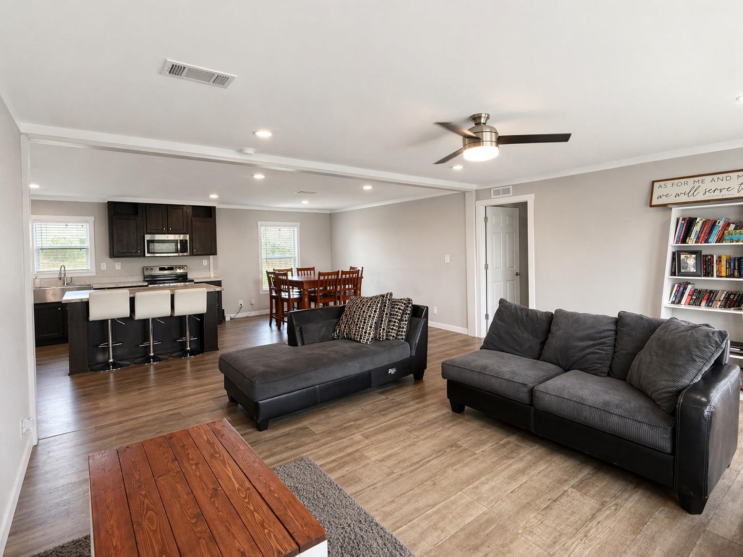 402 Lisa Mae Road