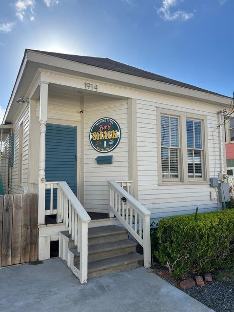 Photo of 1914 24th Street, Galveston, TX 77550 (MLS # 21535625)