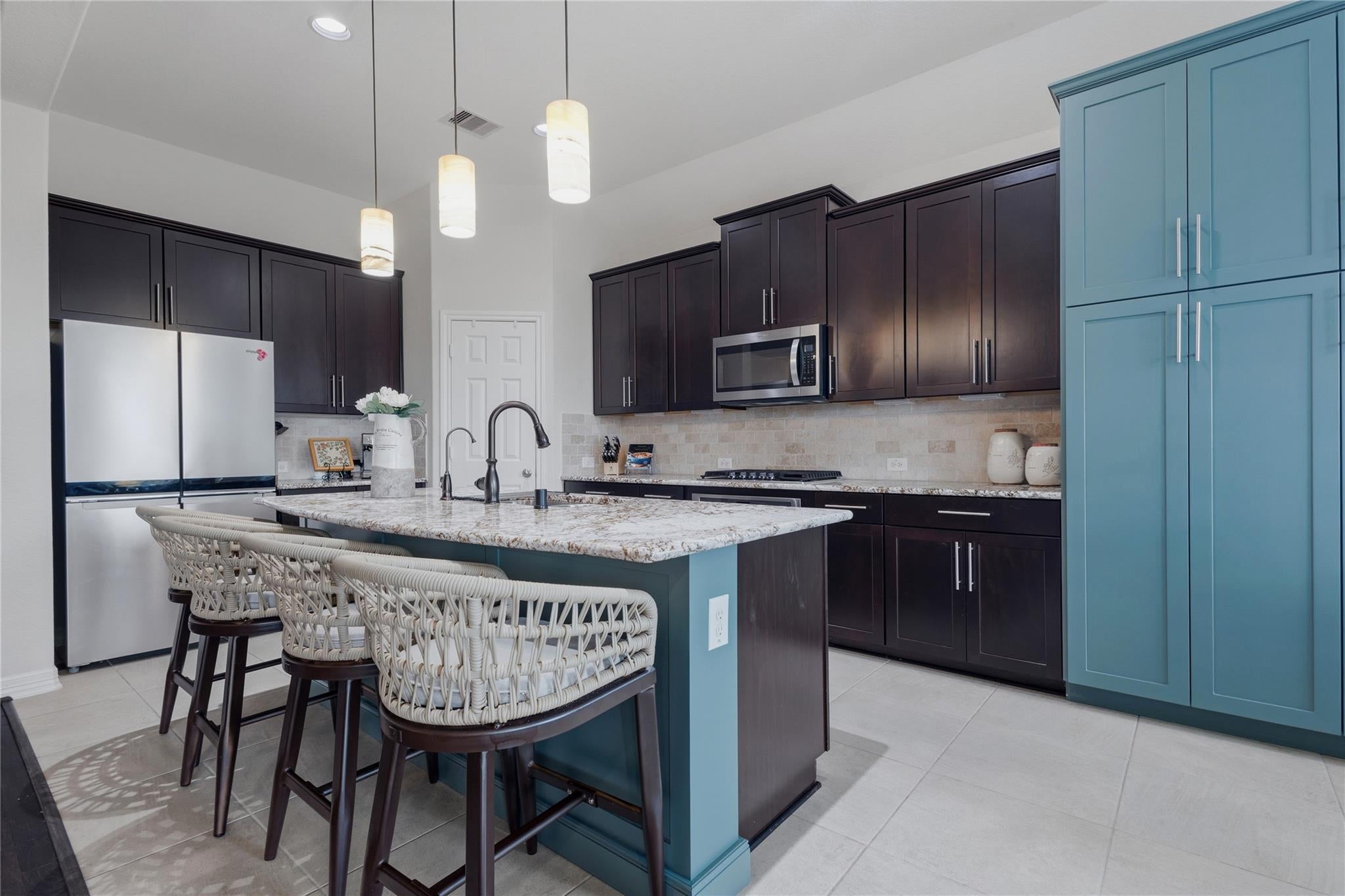 3596 Mustang Ridge Lane