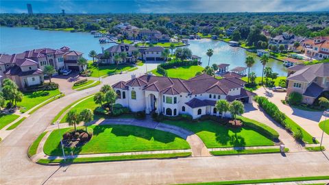 1303 Lakeway Drive Seabrook TX 77586