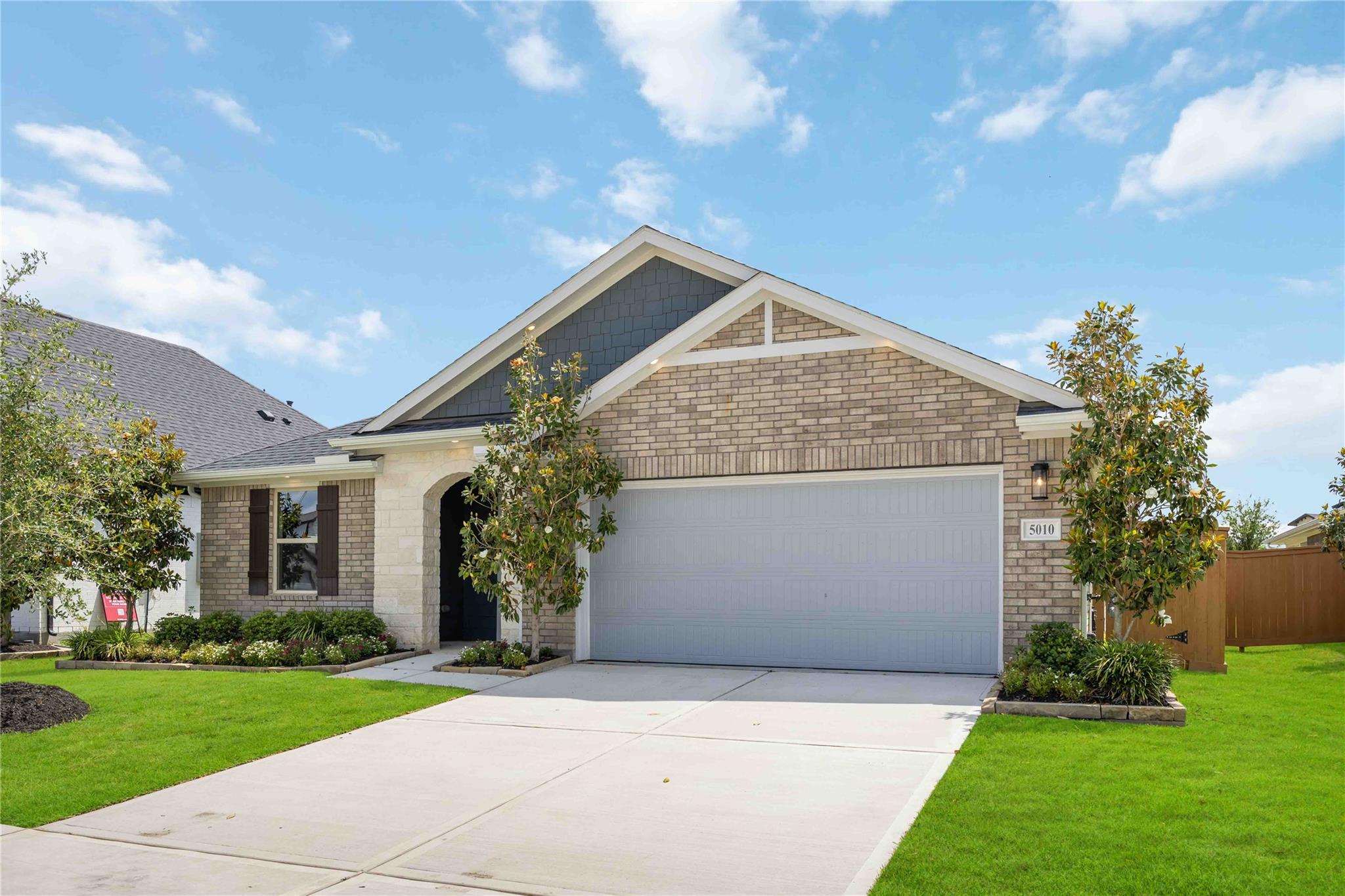 5010 Mesa Cove Drive