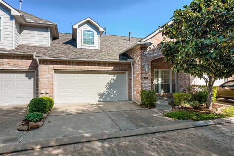 Photo of 1014 Enclave Square N, Houston, TX 77077 (MLS # 20929950)