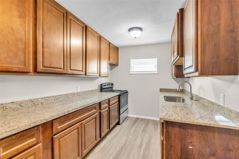 Photo of 4706 Yellowstone Boulevard #2, Houston, TX 77021 (MLS # 6742068)