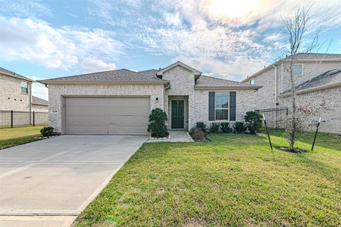 Photo of 21119 Turtle Glen Lane, Cypress, TX 77433 (MLS # 46643223)