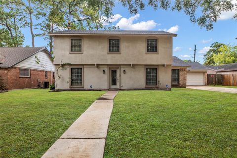 Photo of 4703 San Bernadino Street, Houston, TX 77066 (MLS # 98000896)
