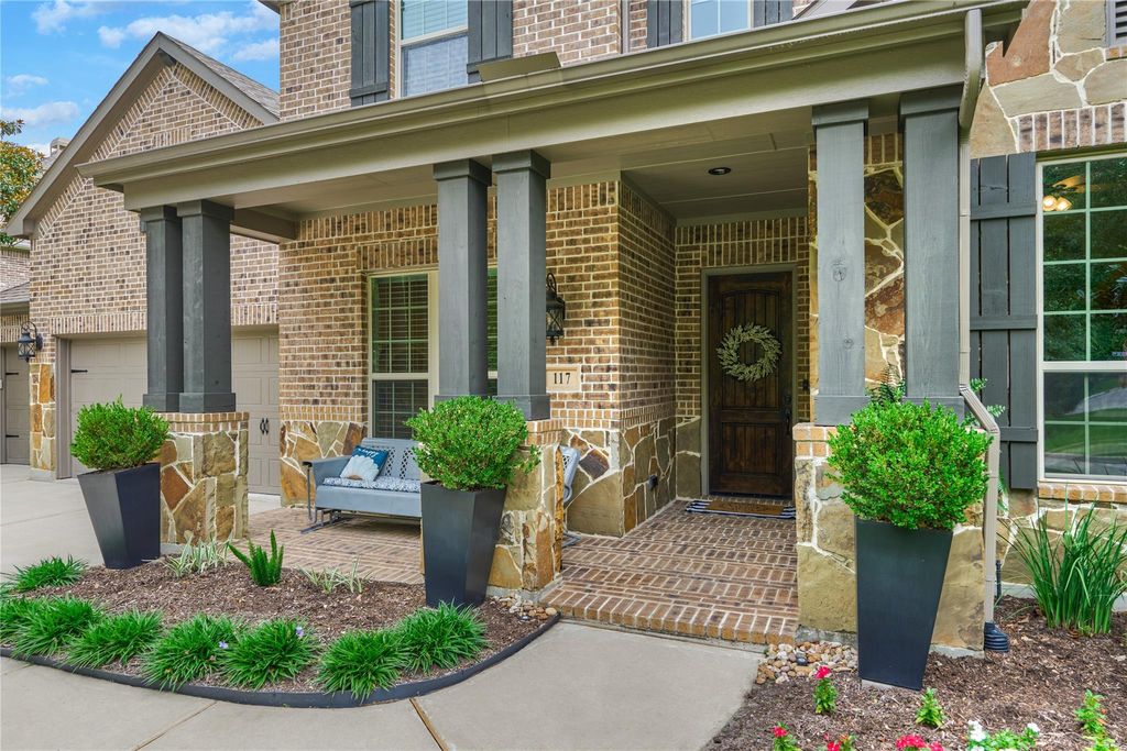 Photo of 117 Hawkwatch Drive, Montgomery, TX 77316 (MLS # 51116461)