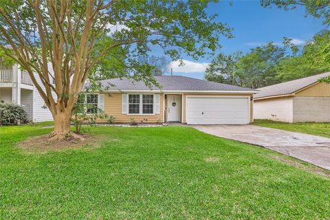 Photo of 1311 N Diamondhead Boulevard, Crosby, TX 77532 (MLS # 91875626) Photo of 1311 N Diamondhead Boulevard, Crosby, TX 77532 (MLS # 91875626)
