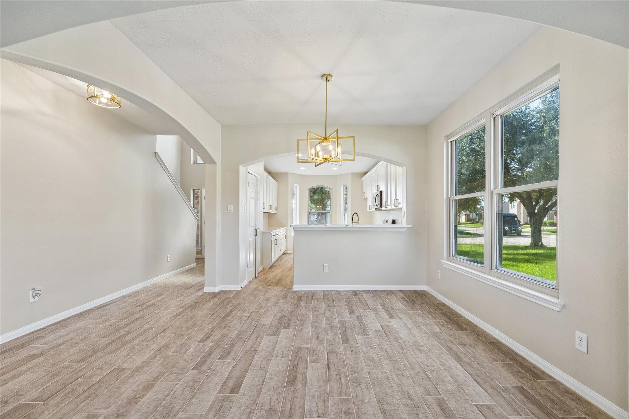 3923 Oak Plank Road