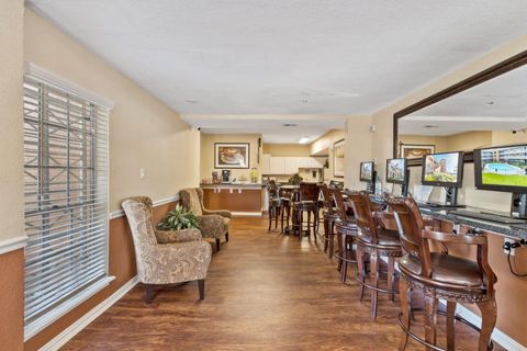 Photo of 6263 Westheimer Road #683, Houston, TX 77057 (MLS # 89818585)